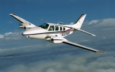 Beech Aircraft on Beech Beechcraft Baron Performance And Specifications